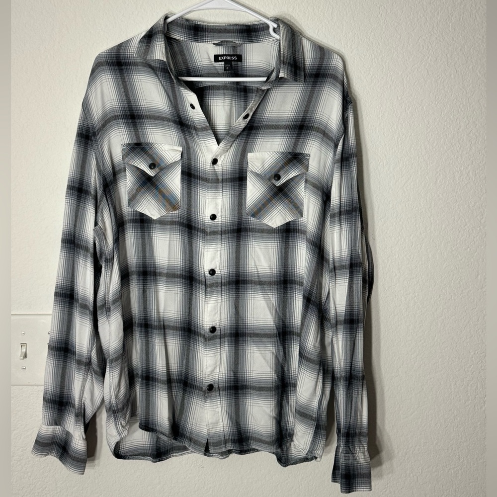 Express Black and White Plaid Button-Down Shirt